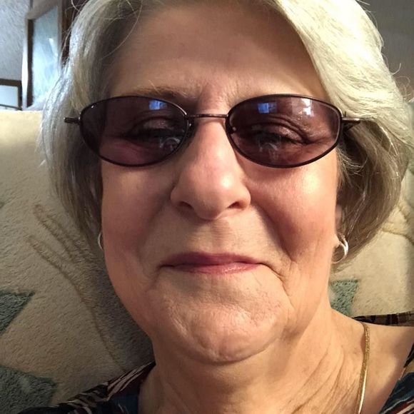 Meet your Posher, Anna - Picture 1 of 1